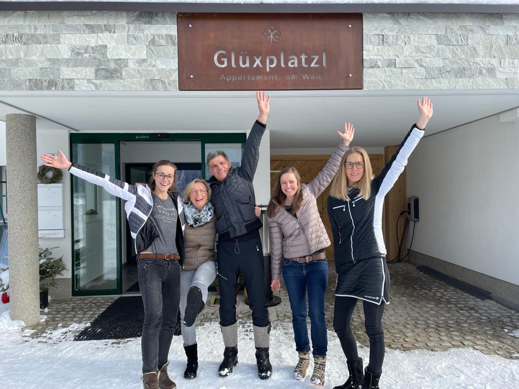 Gluexplatzl Appartements Am Wald Sankt Martin am Tennengebirge Exteriör bild